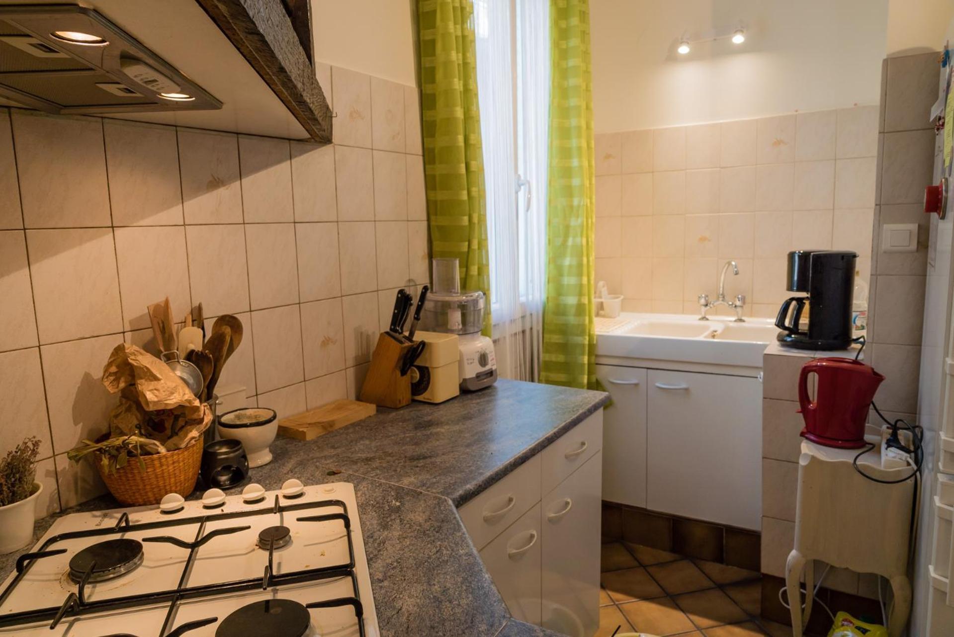 Maison Agreable En Centre Historique Saint Cere Bagian luar foto