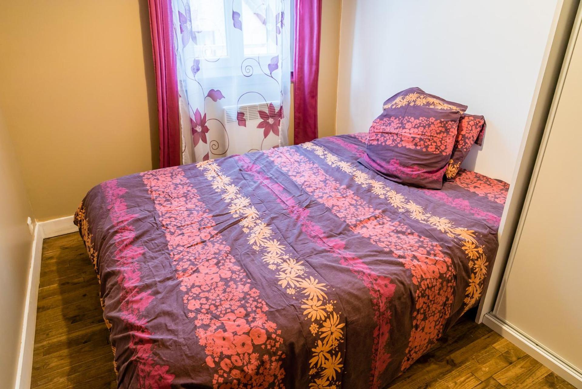Maison Agreable En Centre Historique Saint Cere Bagian luar foto